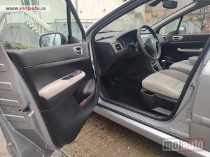 Glavna slika - Peugeot 307 2,0 HDI 6 brzina SW 7SEDISTA - MojAuto