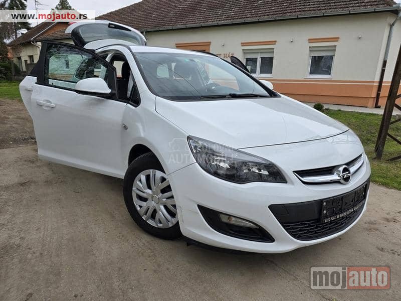 Glavna slika - Opel Astra J 1,7cdti CH  - MojAuto