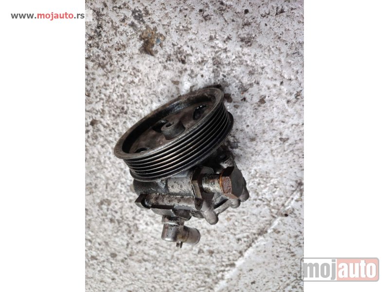 Glavna slika -  Alfa Romeo 159 2.4 servo pumpa Originalni delovi  Moguca ugradnja delova  Alfa Romeo 147-156-166-159-GT-MiTo-Giulietta Fiat bravo 2 - croma -grande punto -multipla 2 -punto 3 -stilo-idea Freemont Panda 3 500L Lancia ypsilon-delta-musa-lybra  Ukoliko zelit - MojAuto