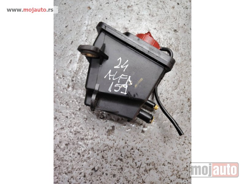 Glavna slika -  Alfa Romeo 159 2.4 posuda za servo ulje Originalni delovi  Moguca ugradnja delova  Alfa Romeo 147-156-166-159-GT-MiTo-Giulietta Fiat bravo 2 - croma -grande punto -multipla 2 -punto 3 -stilo-idea Freemont Panda 3 500L Lancia ypsilon-delta-musa-lybra  Ukol - MojAuto