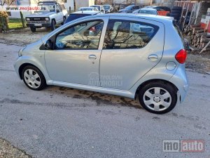 polovni delovi  Toyota Aygo