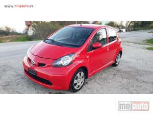 polovni delovi  Toyota Aygo