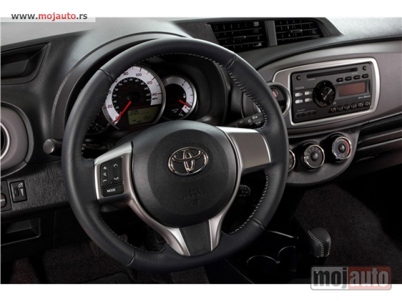Glavna slika -  Toyota Yaris - MojAuto
