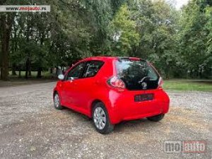 polovni delovi  Toyota Aygo