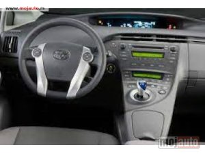 Glavna slika - Toyota Prius - MojAuto