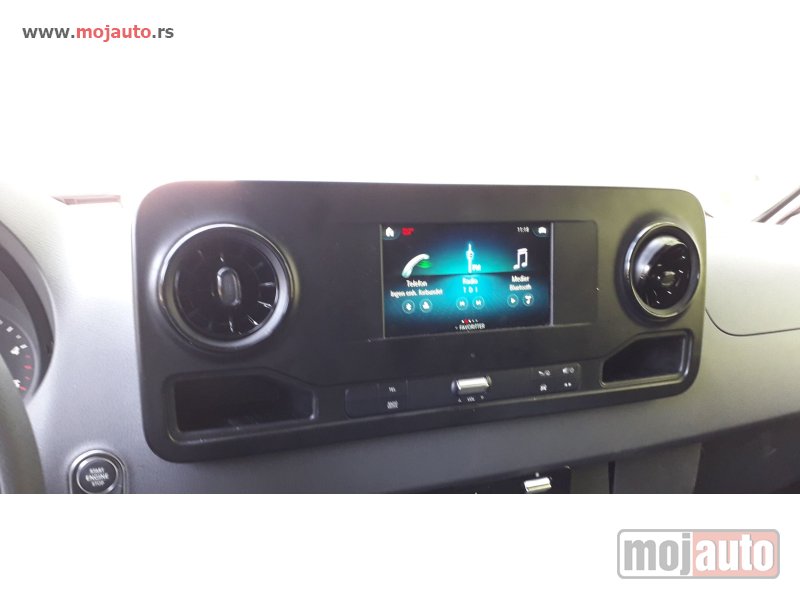 Glavna slika -  Multimedija za Mercedes Sprinter W910 - MojAuto