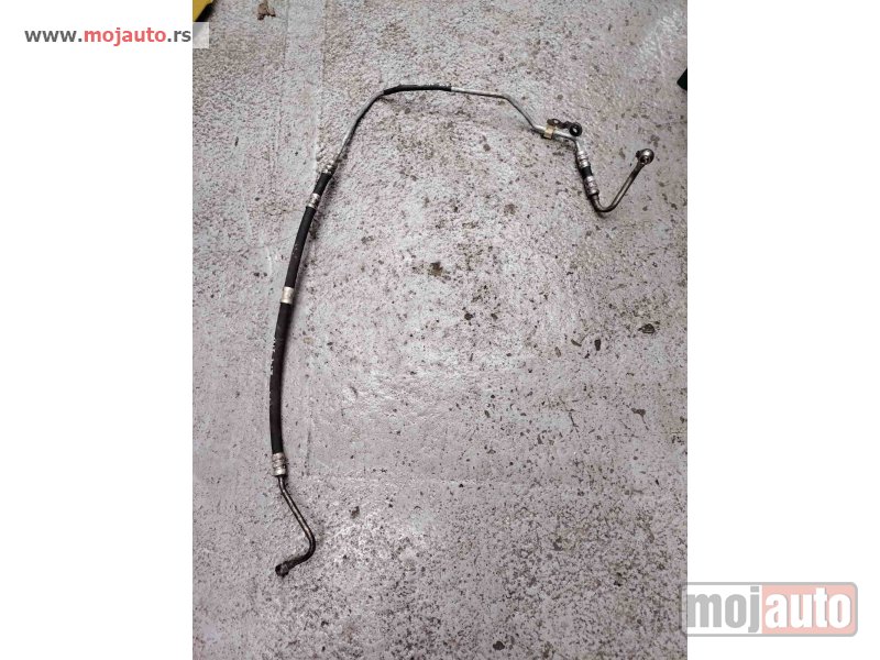 Glavna slika -  Alfa Romeo 159 servo crevo 2.4 jtd Originalni delovi  Moguca ugradnja delova  Alfa Romeo 147-156-166-159-GT-MiTo-Giulietta Fiat bravo 2 - croma -grande punto -multipla 2 -punto 3 -stilo-idea Freemont Panda 3 500L Lancia ypsilon-delta-musa-lybra  Ukoliko z - MojAuto