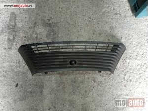 Glavna slika - Resetka na istrument tabli za Peugeot 407 - MojAuto
