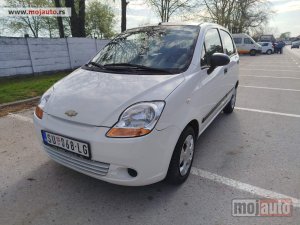Glavna slika - Chevrolet Spark - MojAuto