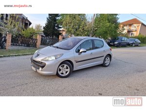 polovni Automobil Peugeot 207 1.4 B E N Z -  P L I N 