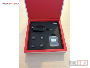 Glavna slika - Audi poklon set NOVO - MojAuto