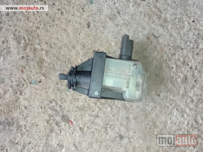 Glavna slika -  Brava rezervoara za Citroen C4 Picasso - MojAuto