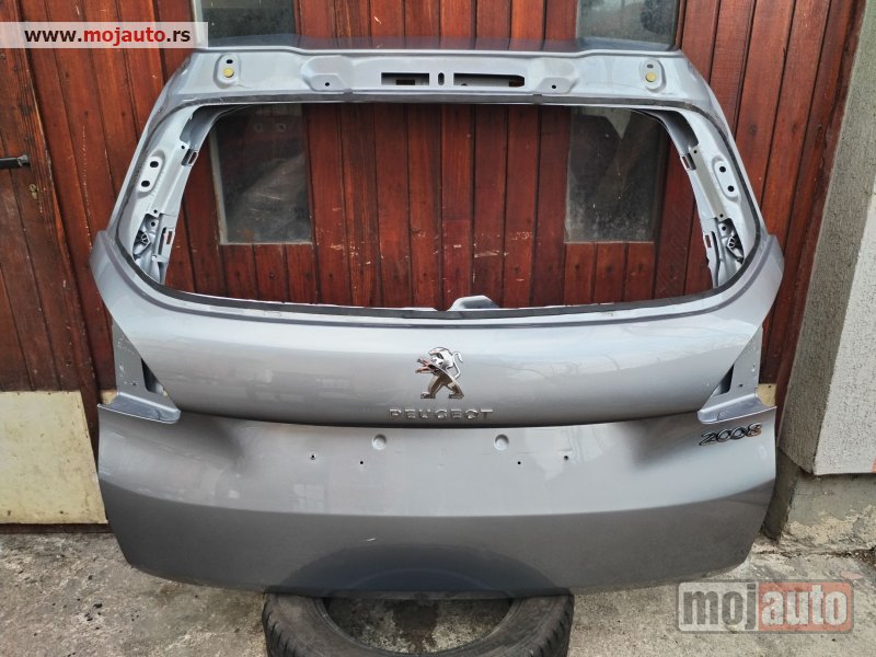 Glavna slika -  Gepek vrata siva za Peugeot 2008 od 2013. do 2020.god. - MojAuto