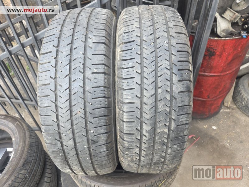 Glavna slika -  215-65-16C Michelin odlicne povoljno - MojAuto
