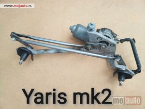 polovni delovi  Yaris mk2 motor brisača