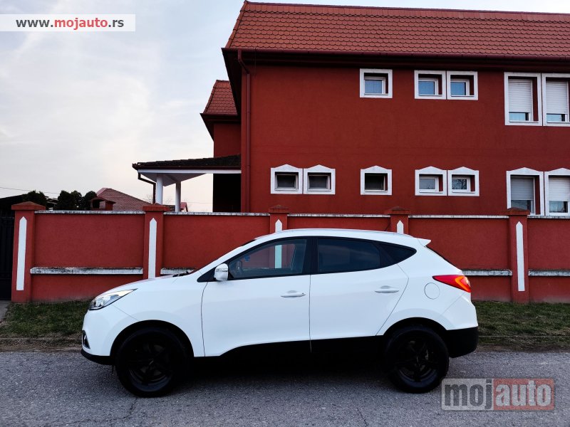 Glavna slika -  Dezent aluminijumske felne R16 5x114.3 - MojAuto