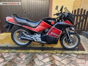 Suzuki GSX550