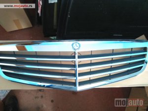 polovni delovi  Maska za Mercedes C W204