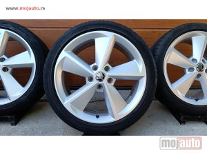 Glavna slika - Alu felne Orig. Skoda Superb 5x112 18" Gume 225 40 18 letnje - MojAuto
