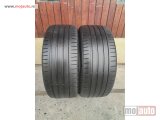 polovni delovi  3134. Gume PIRELLI 19-ice, LETNJE 235/35, Šara 4,7 mm, DOT 0323