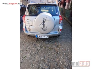 Glavna slika - Toyota RAV4 - MojAuto