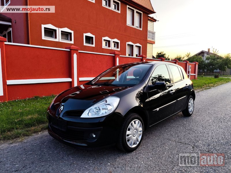 Glavna slika - Renault Clio 1,2 75ks Opis  - MojAuto
