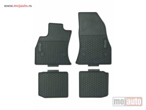 Glavna slika - Fiat 500L tipske patosnice sa logom. - MojAuto