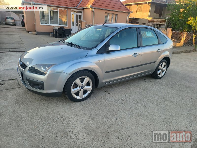 Glavna slika - Ford Focus 1.6tdci  - MojAuto