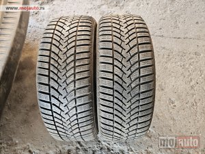 polovni delovi  205-55-16 Semperit kao nove odlicne
