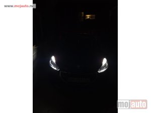 Glavna slika - Peugeot 208 1.4hdi automatik - MojAuto
