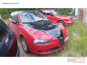 polovni Automobil Alfa Romeo 147 1.6 restajling 