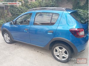 Glavna slika - Dacia Sandero Stepwey 0,9 ambiance  - MojAuto