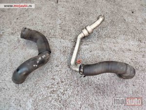 Glavna slika -  Alfa Romeo 159 2.0 jtd creva interkulera Originalni delovi  Moguca ugradnja delova  Alfa Romeo 147-156-166-159-GT-MiTo-Giulietta Fiat bravo 2 - croma -grande punto -multipla 2 -punto 3 -stilo-idea Freemont Panda 3 500L Lancia ypsilon-delta-musa-lybra  Uko - MojAuto