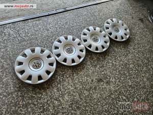 Glavna slika - Ratkapne 15Coli Volkswagen kao nove Odlicne - MojAuto
