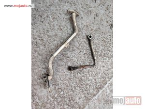 Glavna slika -  Alfa Romeo 159 2.0 jtd creva ulja od turbine Originalni delovi  Moguca ugradnja delova  Alfa Romeo 147-156-166-159-GT-MiTo-Giulietta Fiat bravo 2 - croma -grande punto -multipla 2 -punto 3 -stilo-idea Freemont Panda 3 500L Lancia ypsilon-delta-musa-lybra - MojAuto