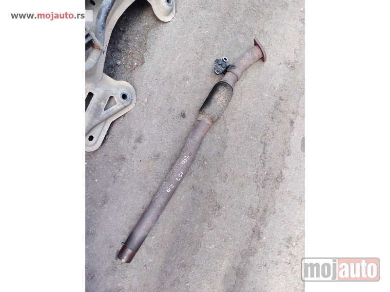 Glavna slika -  Alfa Romeo 159 2.0 jtd pletenica Originalni delovi  Moguca ugradnja delova  Alfa Romeo 147-156-166-159-GT-MiTo-Giulietta Fiat bravo 2 - croma -grande punto -multipla 2 -punto 3 -stilo-idea Freemont Panda 3 500L Lancia ypsilon-delta-musa-lybra  Ukoliko zel - MojAuto