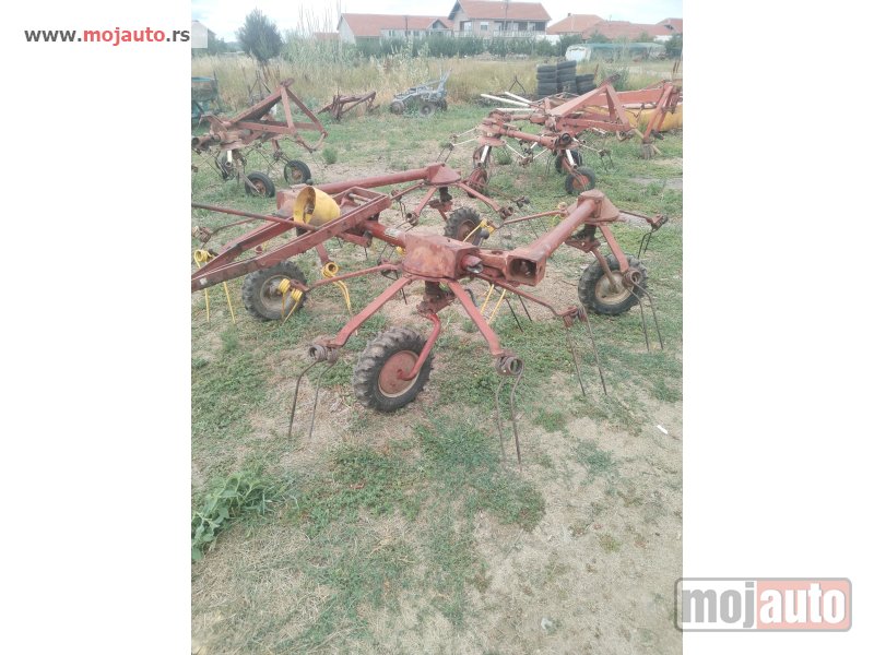 Glavna slika - PÖTTINGER Rasturac sena  - MojAuto