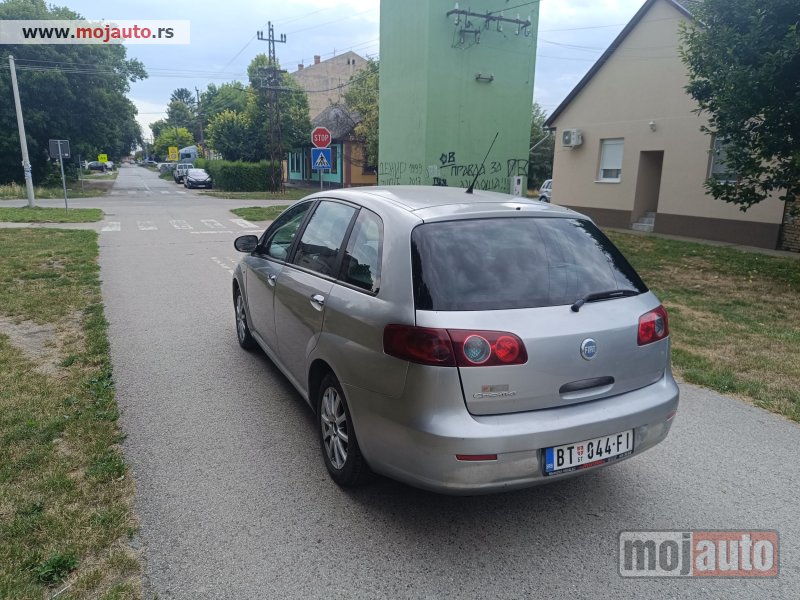 Glavna slika - Fiat Croma 1,9 multijet  - MojAuto