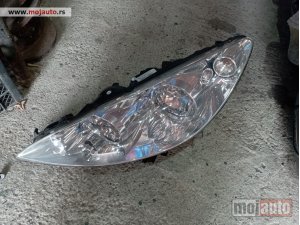 Glavna slika -  Staklo levog fara za Peugeot 308 - MojAuto