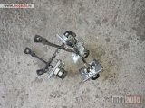 polovni delovi  Distanceri za vrata za Peugeot 308