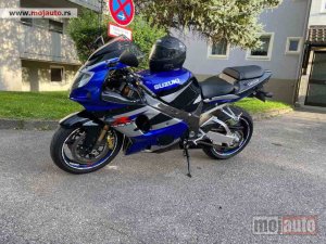 Glavna slika - Suzuki GSXR - MojAuto