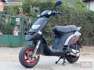 Glavna slika - Piaggio TYPHOON za 2 osobe - MojAuto