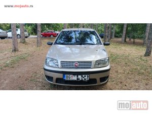 Glavna slika - Fiat Punto 1.2/8V REGISTROVAN DUGO KLIMA - MojAuto