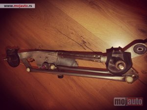 polovni delovi  Yaris  motor brisača