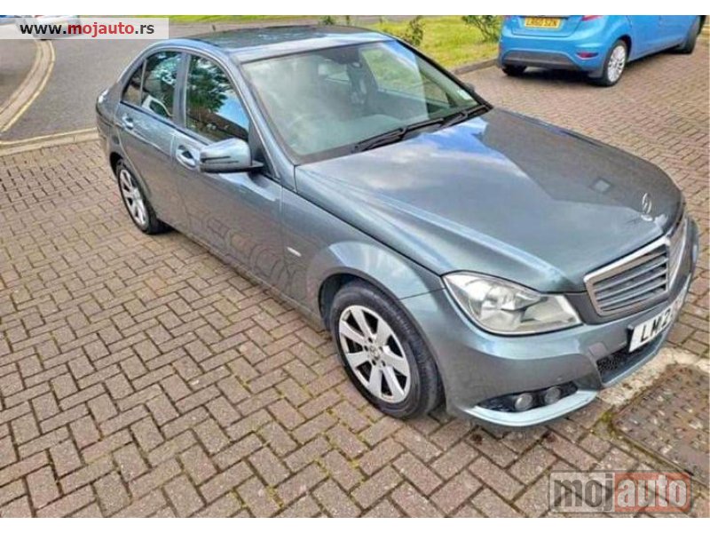 Glavna slika - Mercedes C 200 CDI BLUEEFFICIENCY  - MojAuto