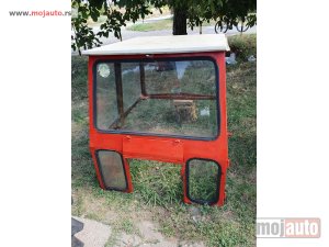 Glavna slika - URSUS 335 - MojAuto