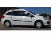 Slika 11 - Renault Clio rip curl  - MojAuto