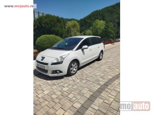 Glavna slika - Peugeot 5008   - MojAuto