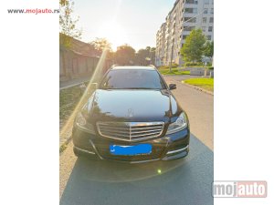 polovni Automobil Mercedes C 220  