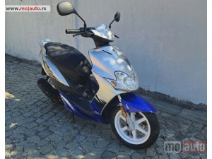 Glavna slika - Yamaha CS50 - MojAuto